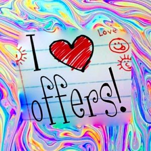 I ♥️🧡💛💚💙💜 OFFERS!!!! 😆 Make one TODAY! 😃🤗